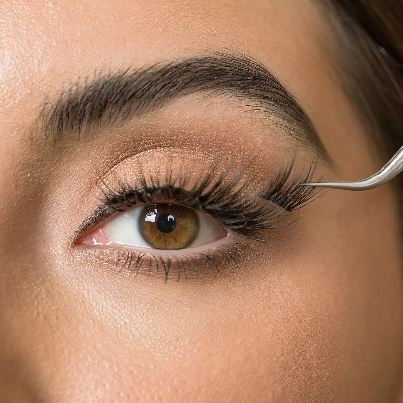 cluster lashes